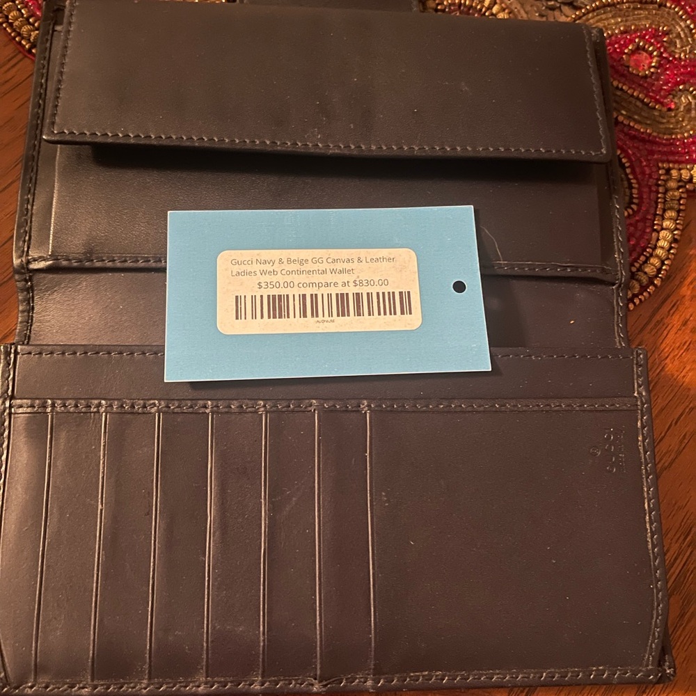 Gucci Navy and Red Monogram Wallet - Picture 5 of 9